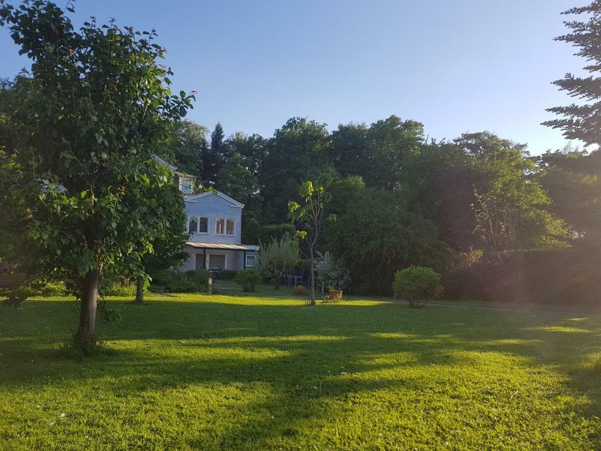 Pension Seeschlösschen Mölln Exterior foto